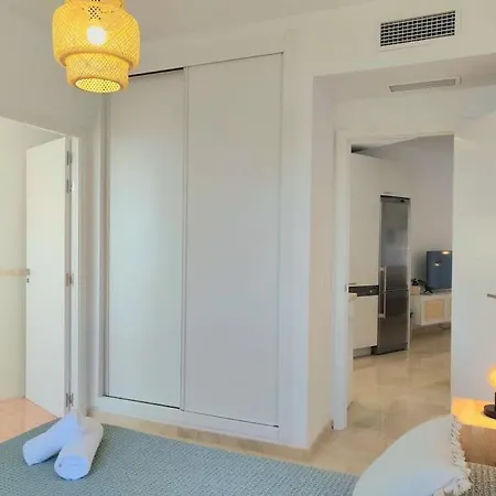 Apartamento Moderno Con Vistas Al Mar, Piscina & Parking Fuengirola Exterior photo